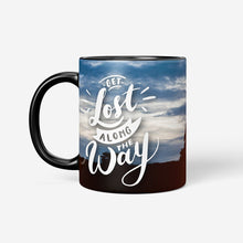 Carregar imagem no visualizador da galeria, Caneca Preta